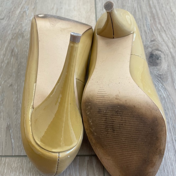 Steve Madden Heels - Picture 3 of 9